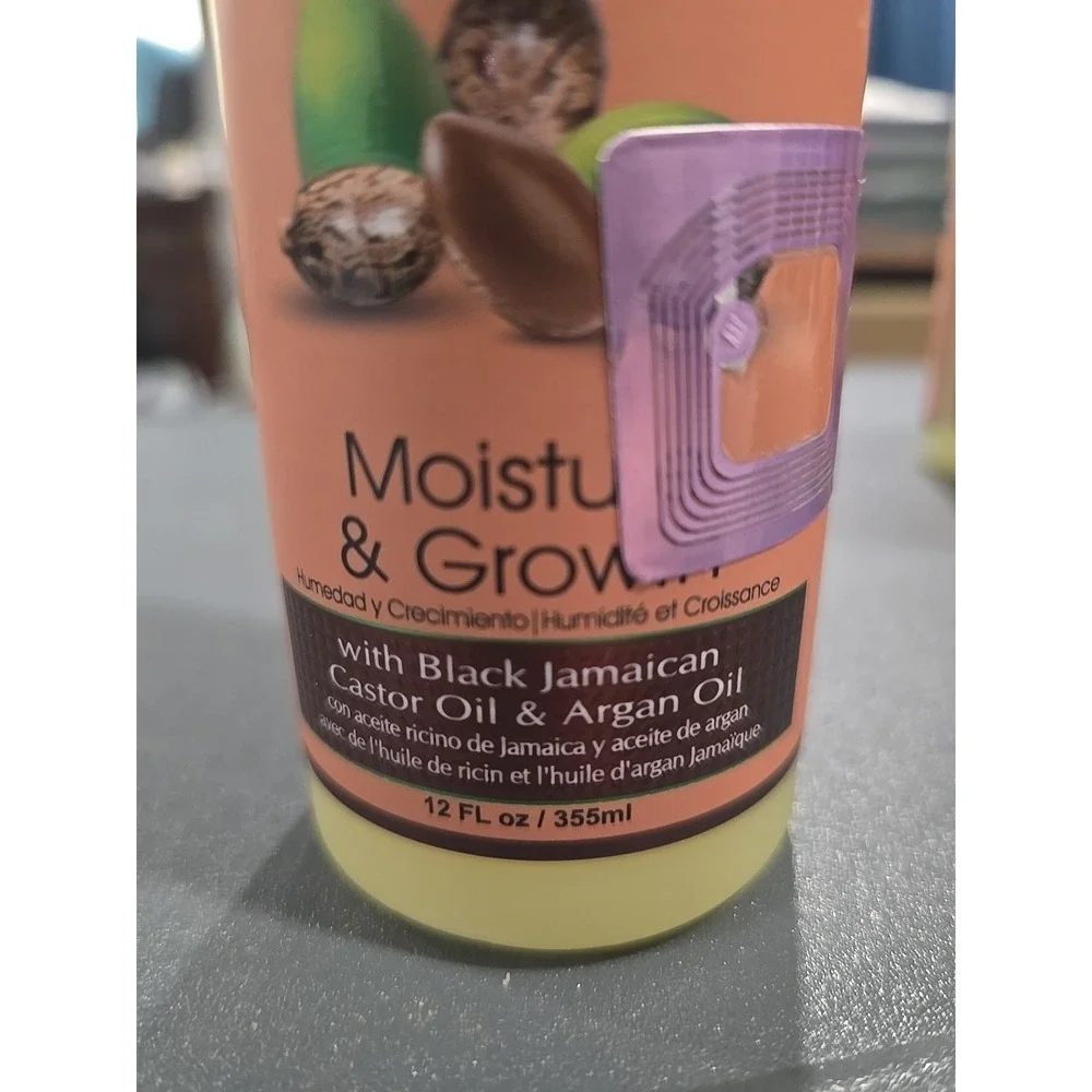 BLACK JAMAICAN CASTOR OIL MOISTURE GROWTH SHAMPOO 12oz‎ / 355ml